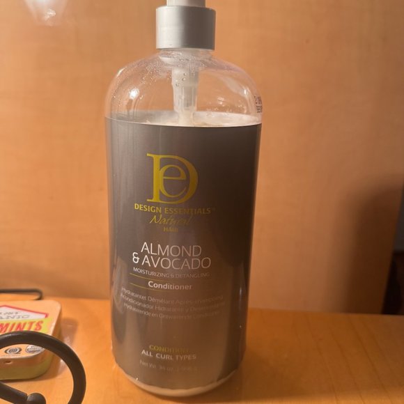 Design Essentials Almond Avocado Moisturizing & Detangling Sulfate-Free Shampoo - Picture 3 of 5